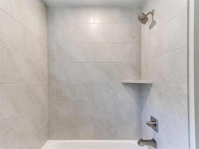 12912 SW 6th St. Street, Yukon, OK 73099