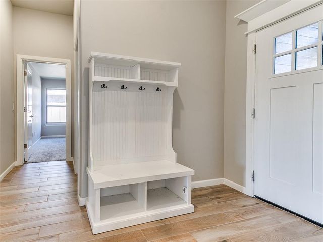 12912 SW 6th St. Street, Yukon, OK 73099