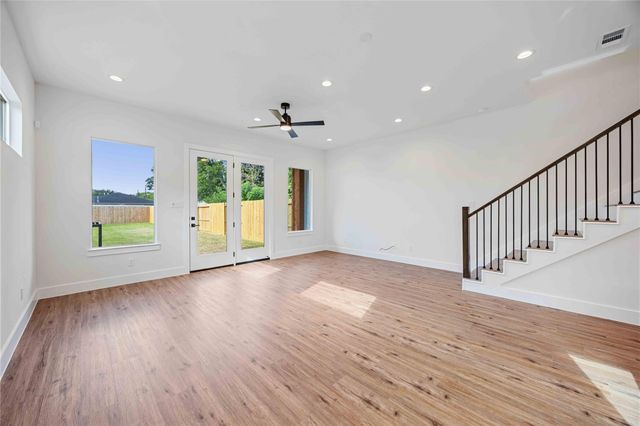 3504 Caplin Street D, Houston, TX 77026