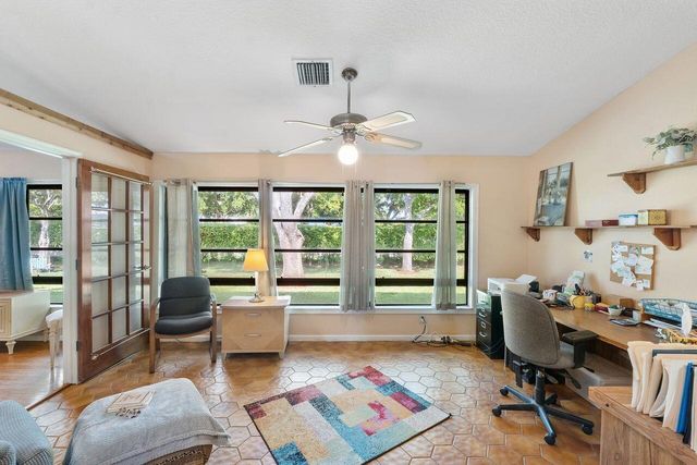 14915 Peppermill Lane, Delray Beach, FL 33484