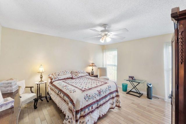 14915 Peppermill Lane, Delray Beach, FL 33484