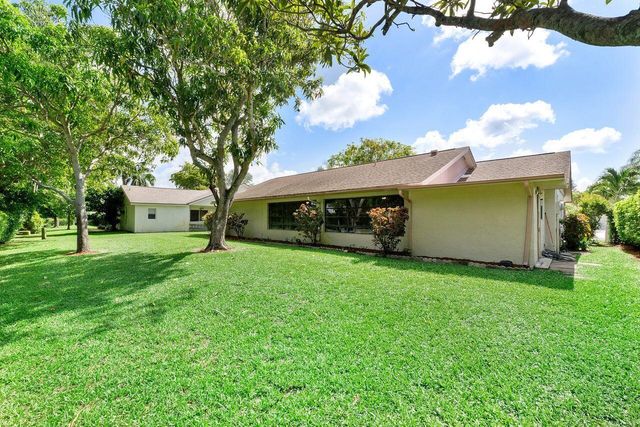 14915 Peppermill Lane, Delray Beach, FL 33484