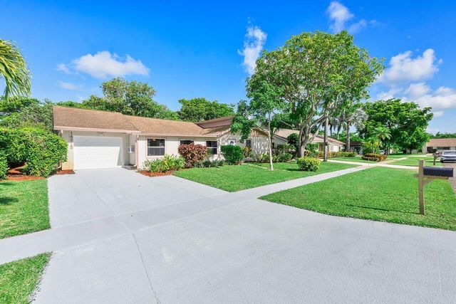 14915 Peppermill Lane, Delray Beach, FL 33484