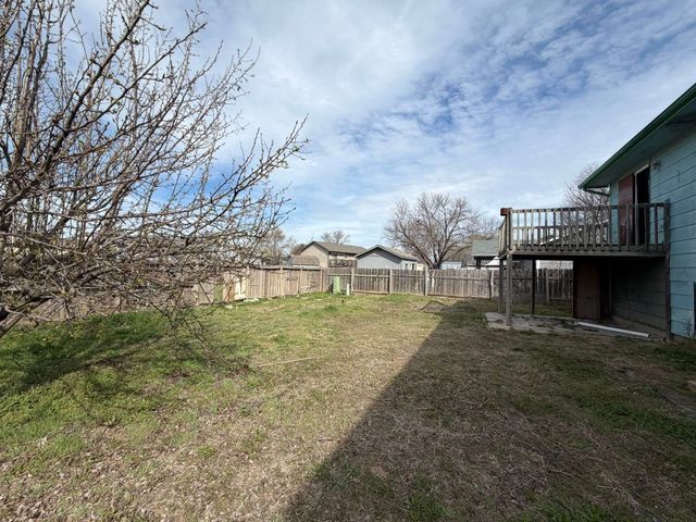 5325 S MAIN STREET, Wichita, KS 67217