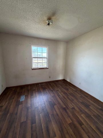 5325 S MAIN STREET, Wichita, KS 67217