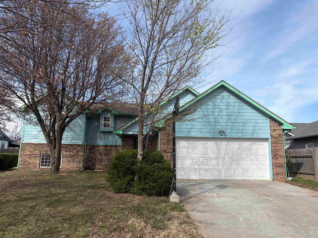 5325 S MAIN STREET, Wichita, KS 67217