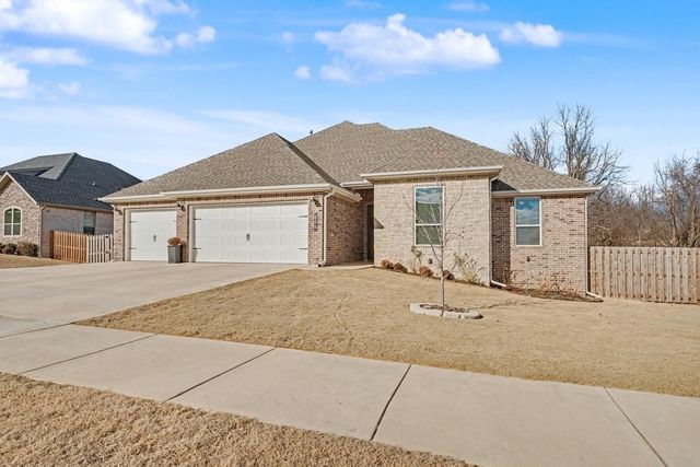 908 Adair Road, Pea Ridge, AR 72751