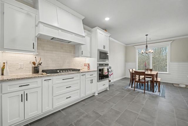 908 Adair Road, Pea Ridge, AR 72751