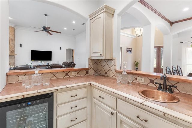117 Redtail Court, Weatherford, TX 76088