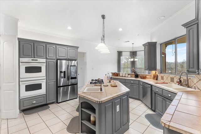 117 Redtail Court, Weatherford, TX 76088