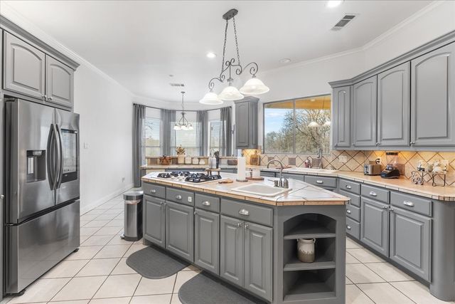 117 Redtail Court, Weatherford, TX 76088