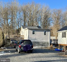 756 MICKEY INN LN, Chambersburg, PA 17202