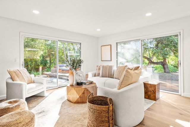 22044 Creekside Court, Cupertino, CA 95014