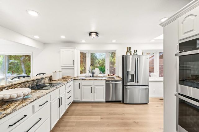 22044 Creekside Court, Cupertino, CA 95014