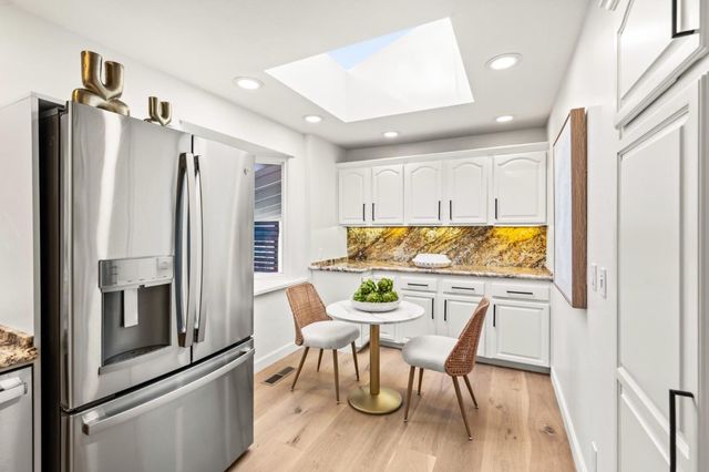 22044 Creekside Court, Cupertino, CA 95014