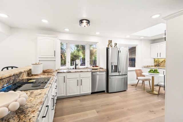 22044 Creekside Court, Cupertino, CA 95014