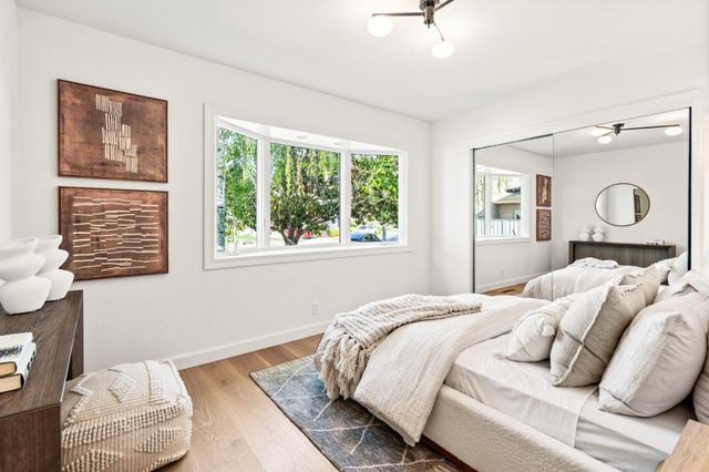 22044 Creekside Court, Cupertino, CA 95014