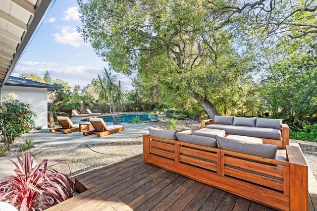 22044 Creekside Court, Cupertino, CA 95014