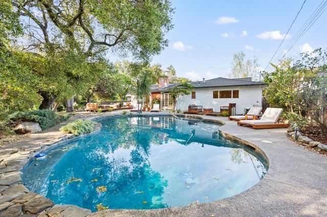 22044 Creekside Court, Cupertino, CA 95014