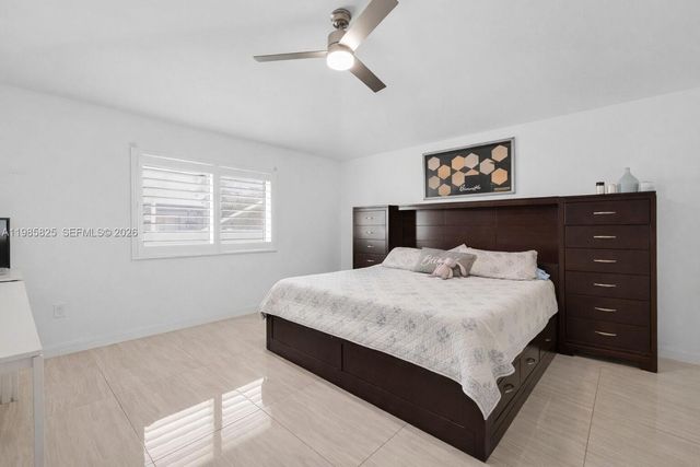 16898 Crestview Lane, Weston, FL 33326