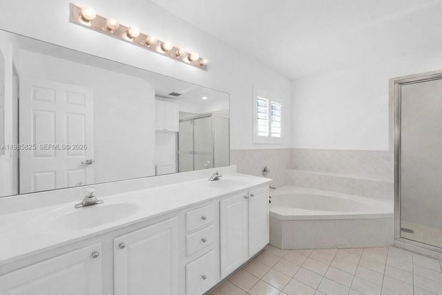 16898 Crestview Lane, Weston, FL 33326