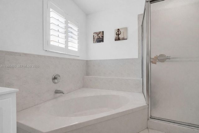 16898 Crestview Lane, Weston, FL 33326