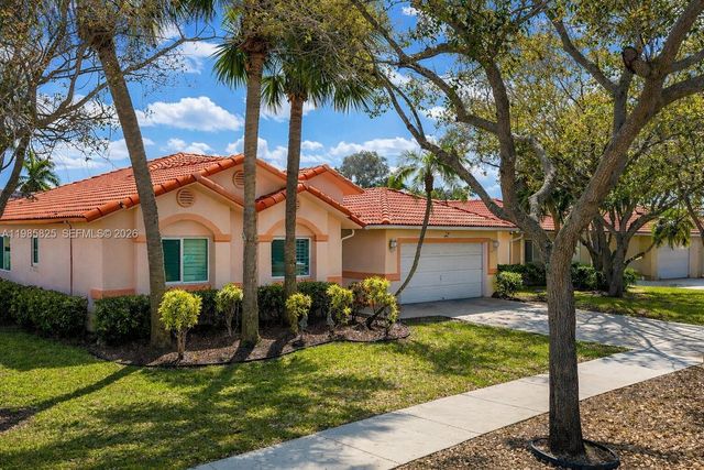 16898 Crestview Lane, Weston, FL 33326