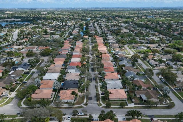 16898 Crestview Lane, Weston, FL 33326
