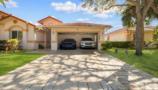 16898 Crestview Lane, Weston, FL 33326