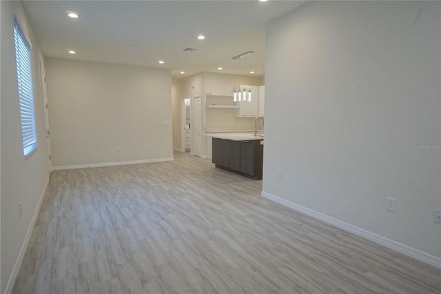 4102 N THATCHER AVENUE A, Tampa, FL 33614