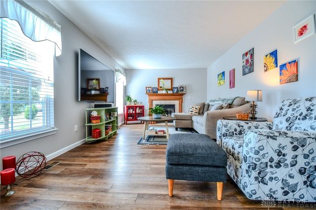 145 Kitty Hawk Drive, Springboro, OH 45066