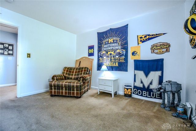 145 Kitty Hawk Drive, Springboro, OH 45066