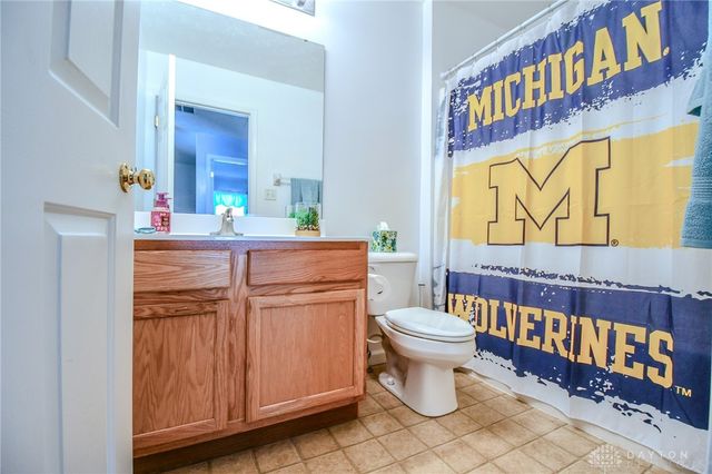 145 Kitty Hawk Drive, Springboro, OH 45066