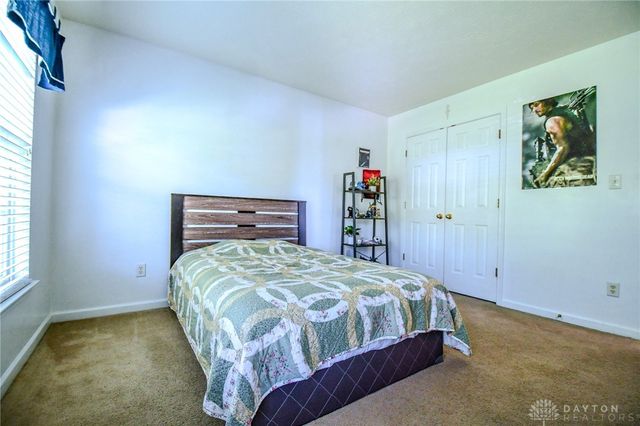 145 Kitty Hawk Drive, Springboro, OH 45066