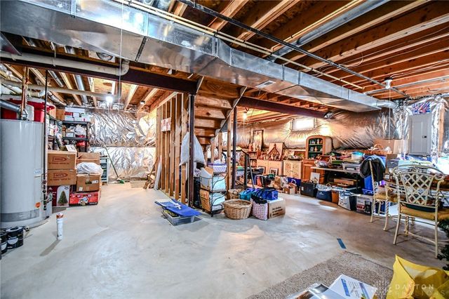 145 Kitty Hawk Drive, Springboro, OH 45066