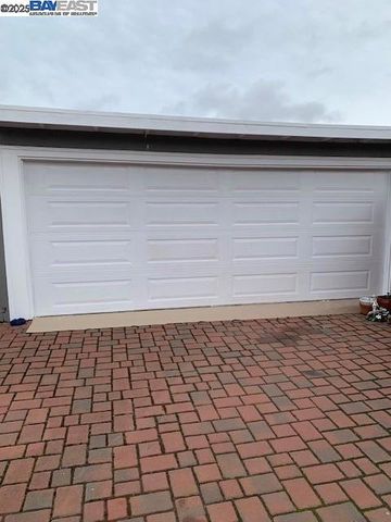 808 Martin Blvd, San Leandro, CA 94577