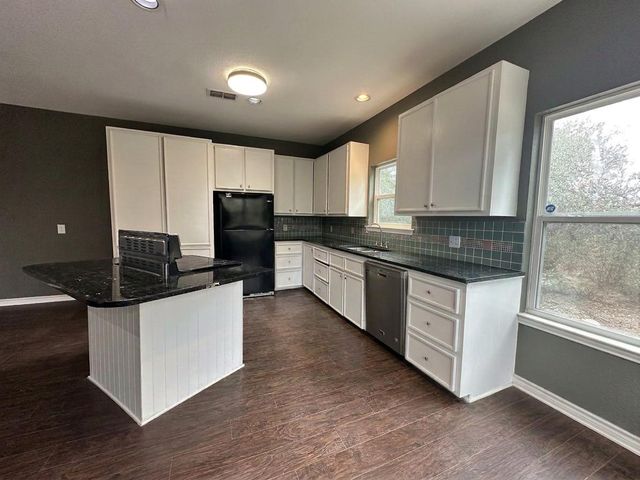 15401 Lariat TRL, Austin, TX 78734
