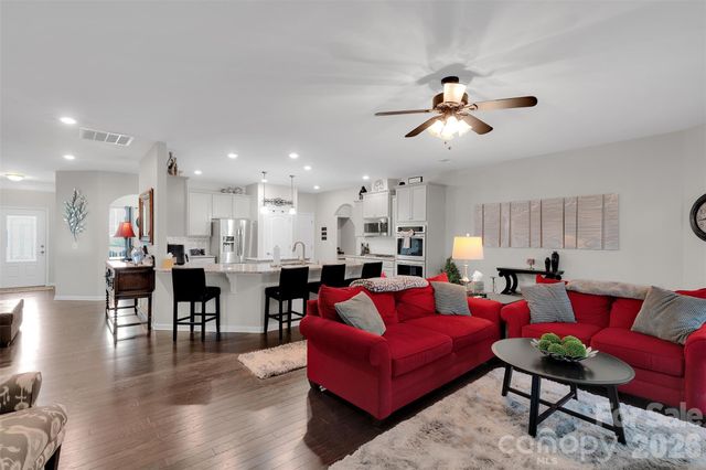 379 Kentmere Lane, Lake Wylie, SC 29710