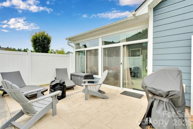 379 Kentmere Lane, Lake Wylie, SC 29710