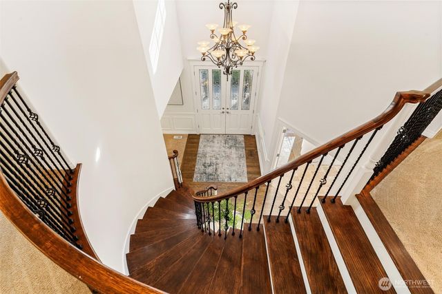 16454 108th Avenue NE, Bothell, WA 98011