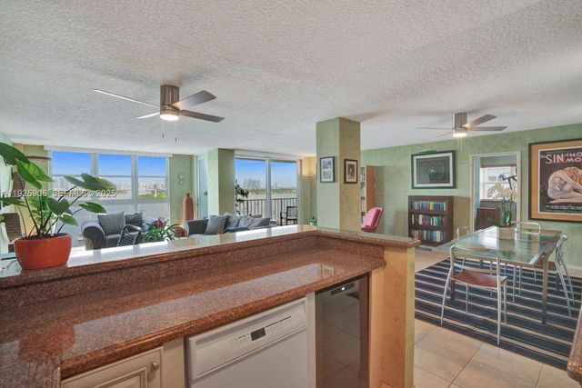 1228 West Ave 1002, Miami Beach, FL 33139