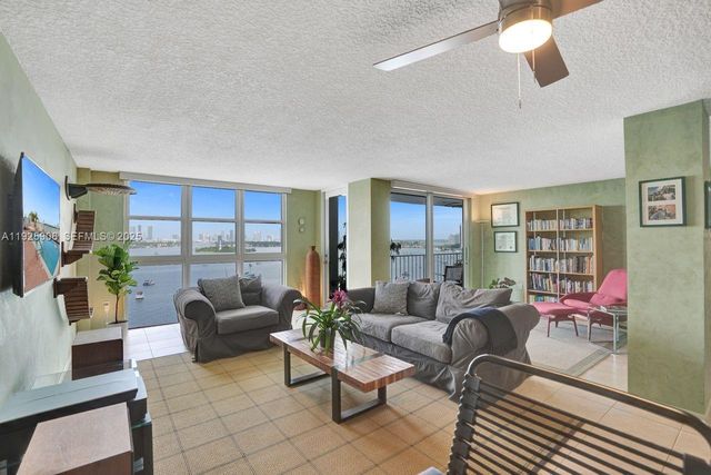 1228 West Ave 1002, Miami Beach, FL 33139