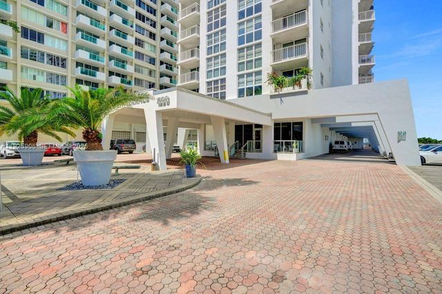 1228 West Ave 1002, Miami Beach, FL 33139