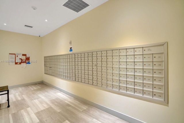 1228 West Ave 1002, Miami Beach, FL 33139