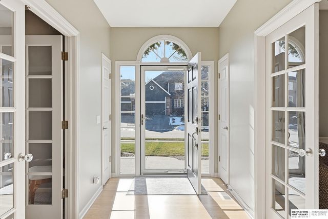 18320 Ontario Street, Omaha, NE 68130