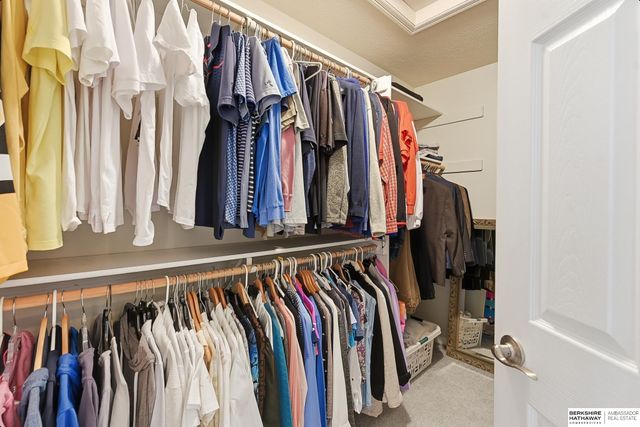 18320 Ontario Street, Omaha, NE 68130