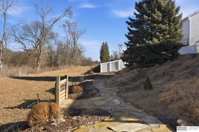 18320 Ontario Street, Omaha, NE 68130