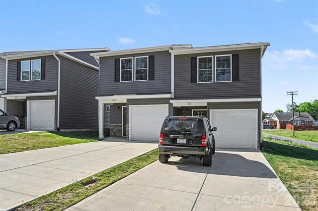 1006 10th Avenue NE, Hickory, NC 28601