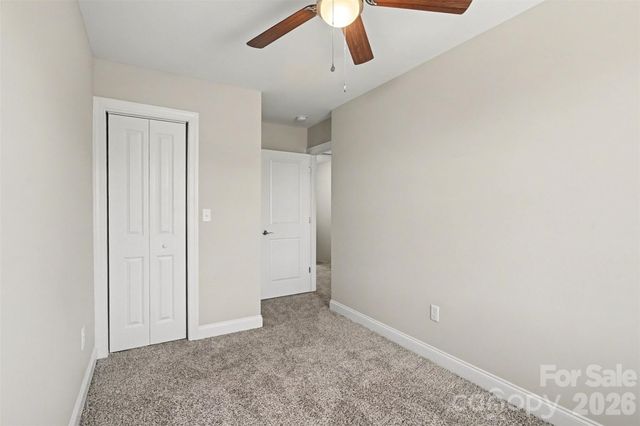 1006 10th Avenue NE, Hickory, NC 28601