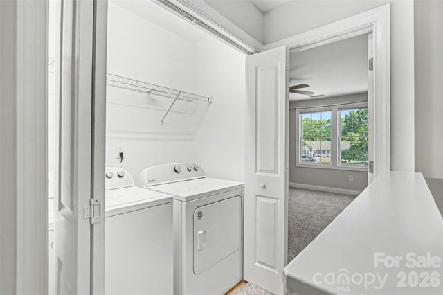 1006 10th Avenue NE, Hickory, NC 28601
